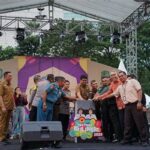 festival-hiburan-kasino-dunia-diresmikan-tambakbet-hadir-di-lokasi_2121d9c44.jpg